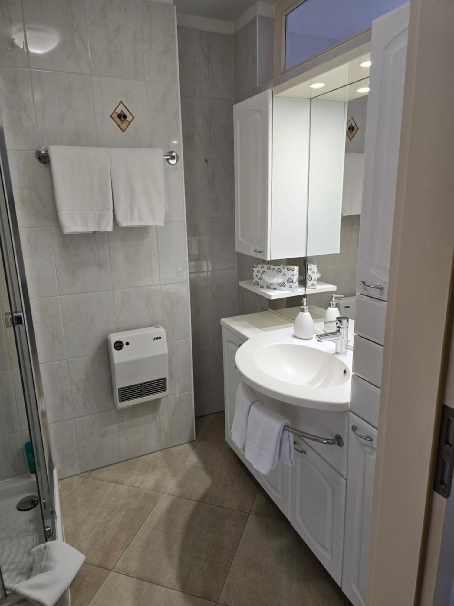 Apartamento Depandance Garni Golf Ascona Exterior foto
